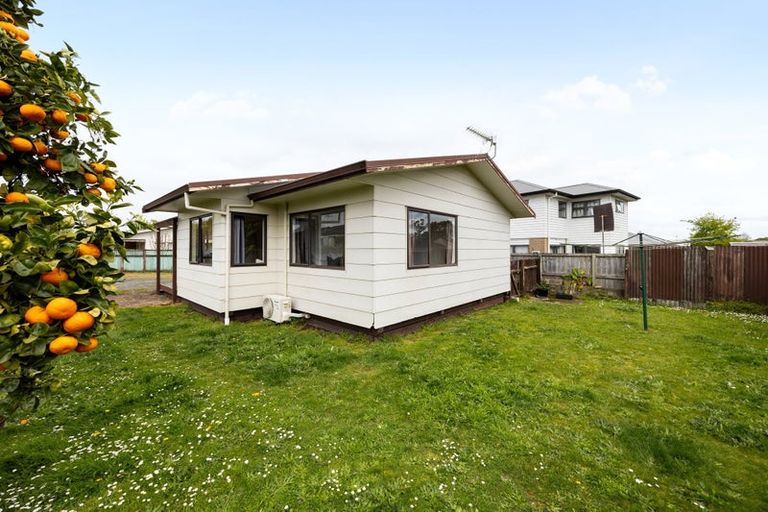 Photo of property in 6a Mahana Road, St Andrews, Hamilton, 3200