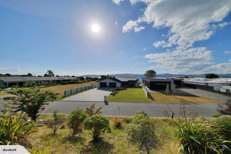 Photo of property in 20 Kurapoto Lane, Rainbow Point, Taupo, 3330