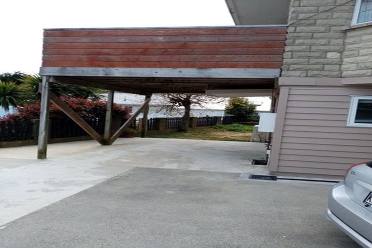 Photo of property in 96 Conclusion Street, Ascot Park, Porirua, 5024