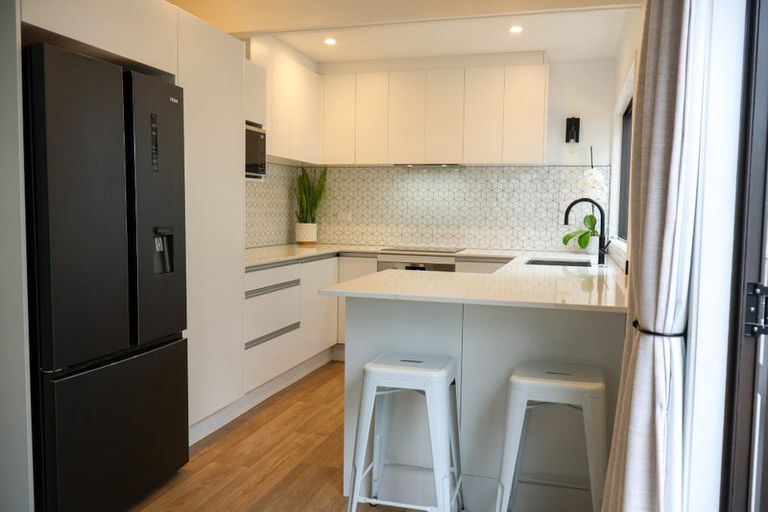 Photo of property in 1/160 Glamorgan Drive, Torbay, Auckland, 0630