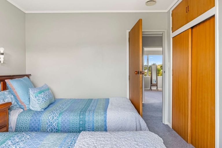 Photo of property in 12 Banks Street, Tolaga Bay, 4077