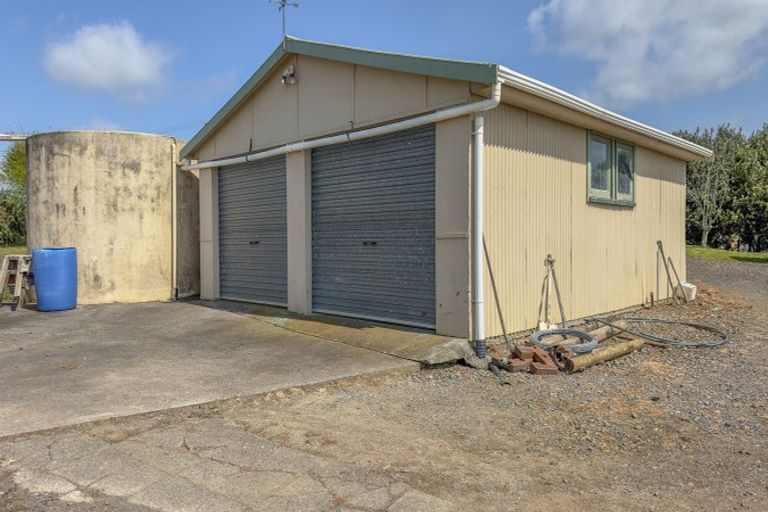 Photo of property in 795 Island Block Road, Island Block, Te Kauwhata, 3782