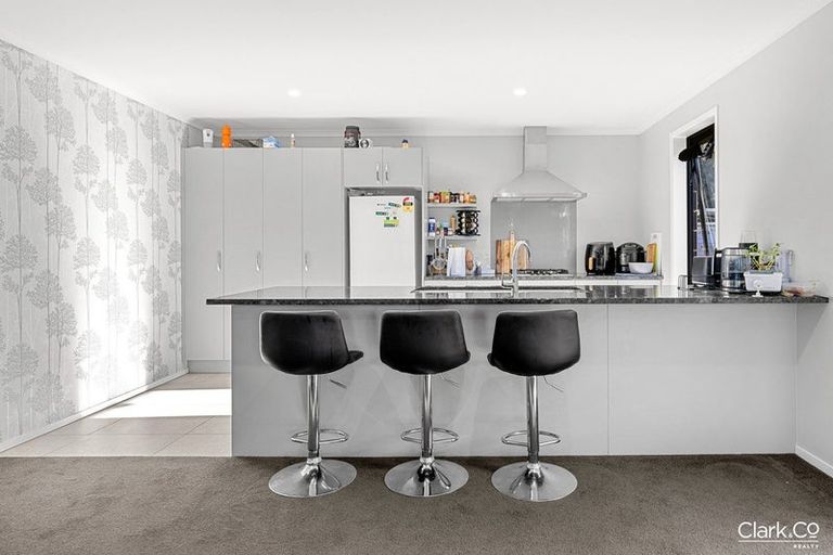 Photo of property in 9 Tide Lane, Whitby, Porirua, 5024