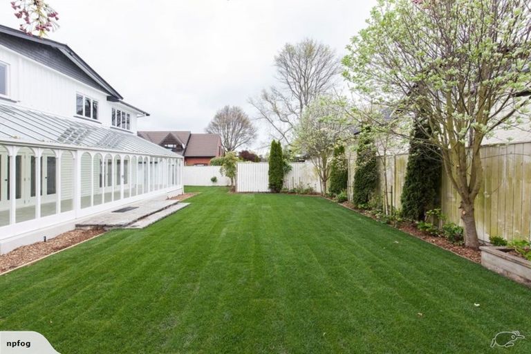 Photo of property in 121a Merivale Lane, Merivale, Christchurch, 8014