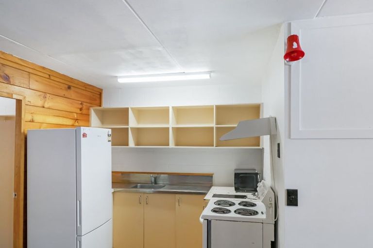 Photo of property in Te Awhina Apartments, 27/22 Sussex Street, Mount Cook, Wellington, 6021