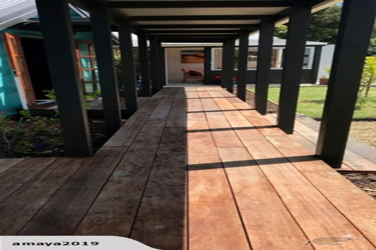 Photo of property in 22 Wairere Valley Road, Paparoa, 0571