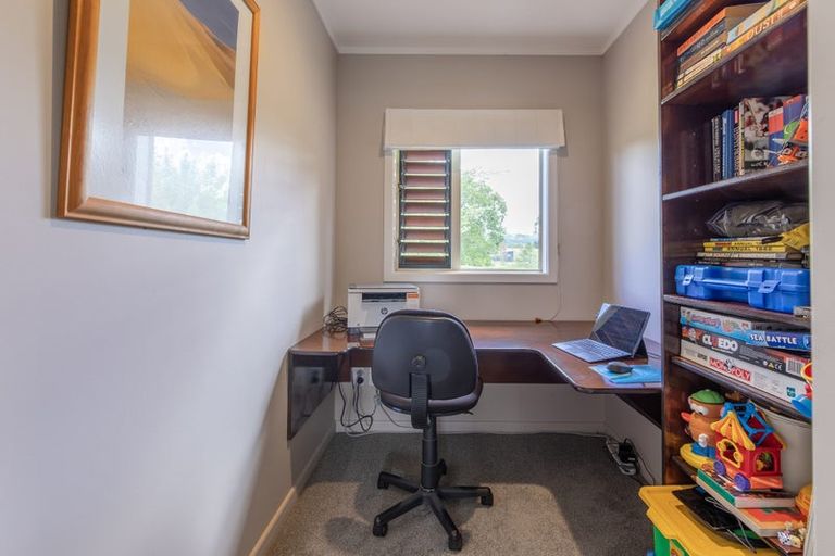 Photo of property in 307 White Road, Waipawa, Otane, 4277