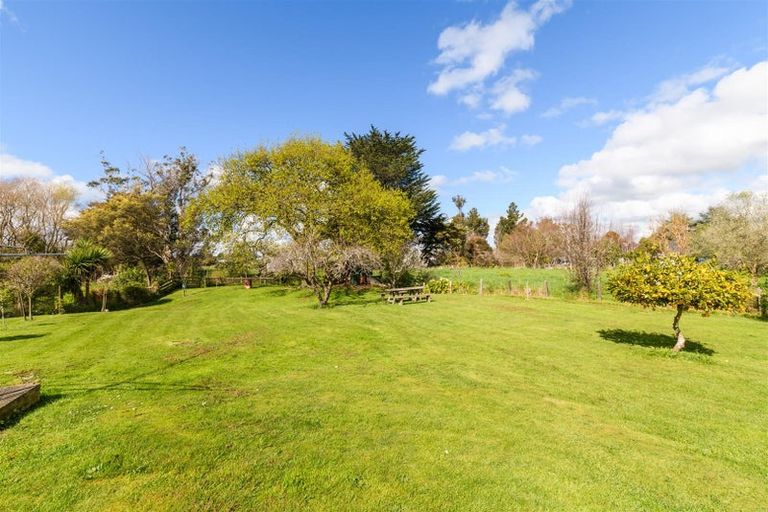 Photo of property in 8 Ngareta Street, Marton, 4710