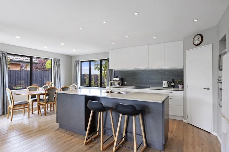 Photo of property in 9 Napoleon Close, Harewood, Christchurch, 8051