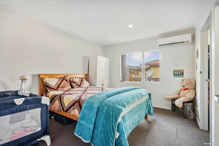 Photo of property in 16a Swaffield Road, Papatoetoe, Auckland, 2025