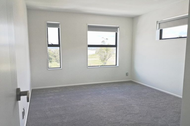 Photo of property in 17d Scott Road, Hobsonville, Auckland, 0616