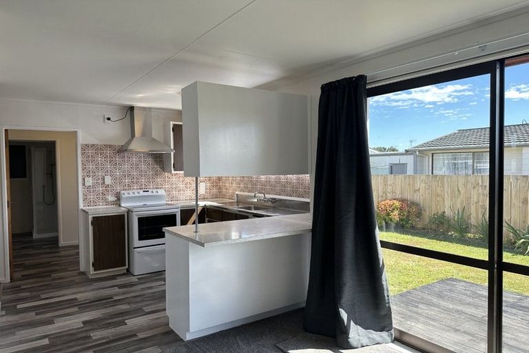 Photo of property in 15a Rimu Street, Levin, 5510