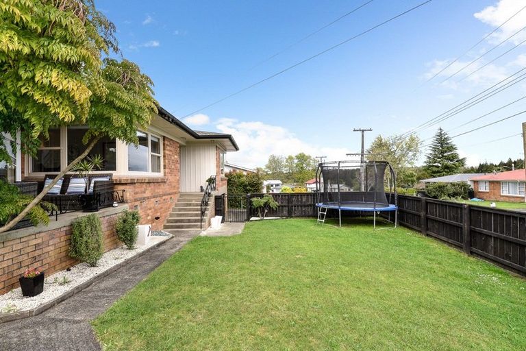 Photo of property in 99 Storey Avenue, Forest Lake, Hamilton, 3200