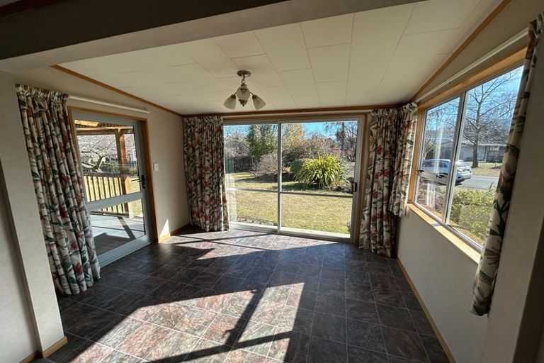 Photo of property in 1 Hunter Crescent, Wanaka, 9305