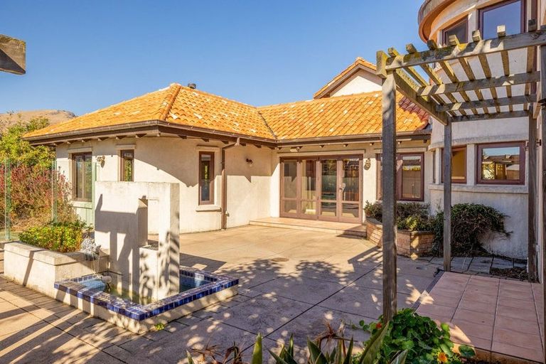 Photo of property in 10 Tau Crescent, Diamond Harbour, 8972