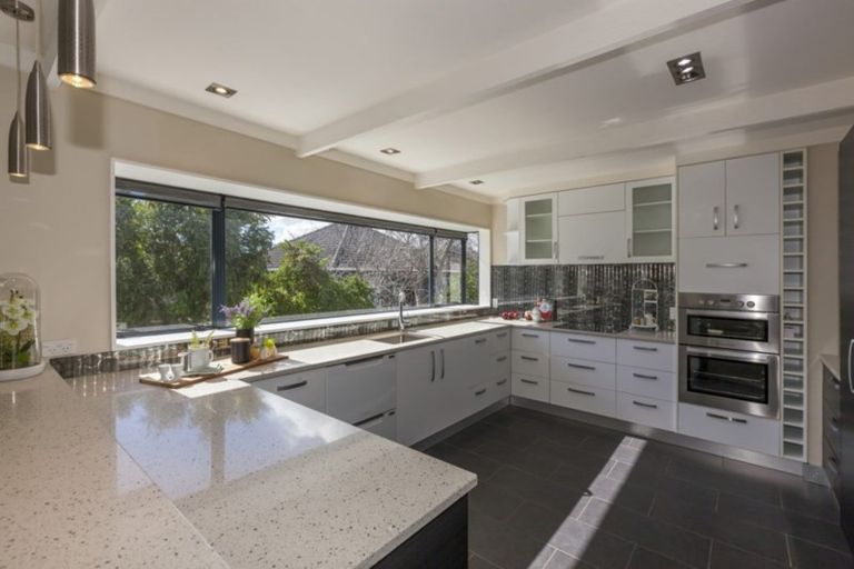 Photo of property in 300 Rosetta Road, Raumati Beach, Paraparaumu, 5032