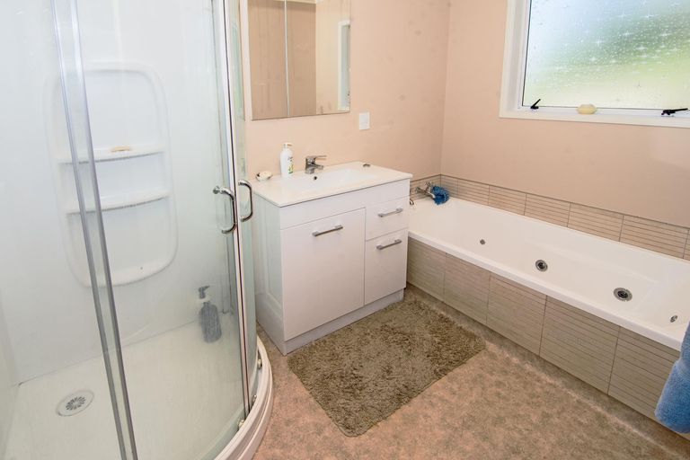 Photo of property in 12 Titoki Street, Lansdowne, Masterton, 5810