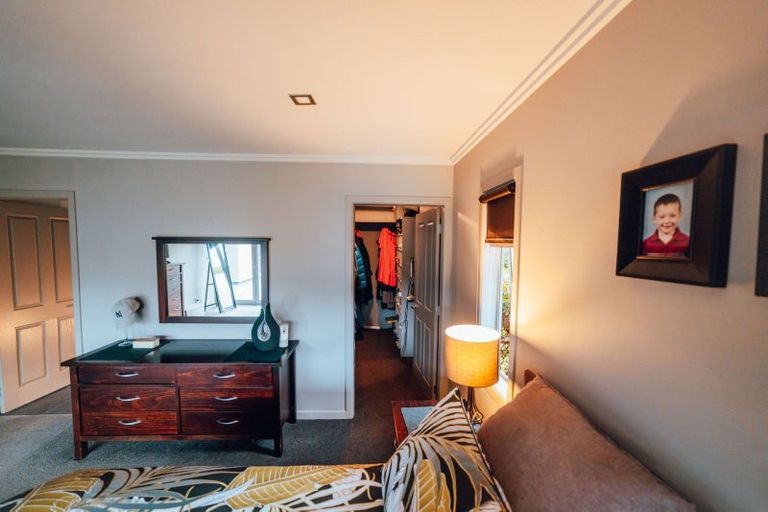 Photo of property in 12 Liberty Grove, Kelvin Grove, Palmerston North, 4414