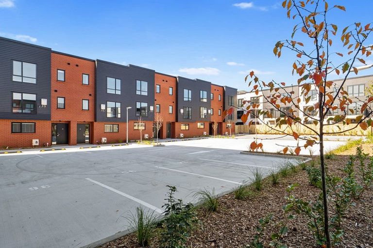 Photo of property in 17/159 Upper Harbour Highway, Unsworth Heights, Auckland, 0632