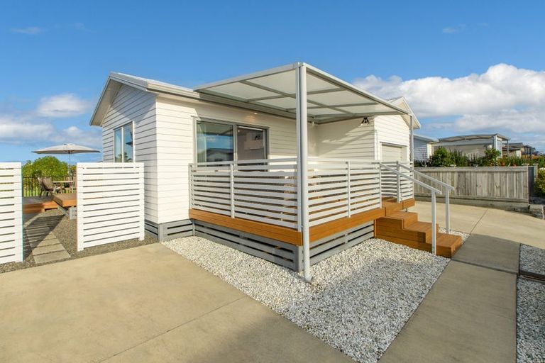 Photo of property in 11 Kamahi Crescent, Papamoa Beach, Papamoa, 3118