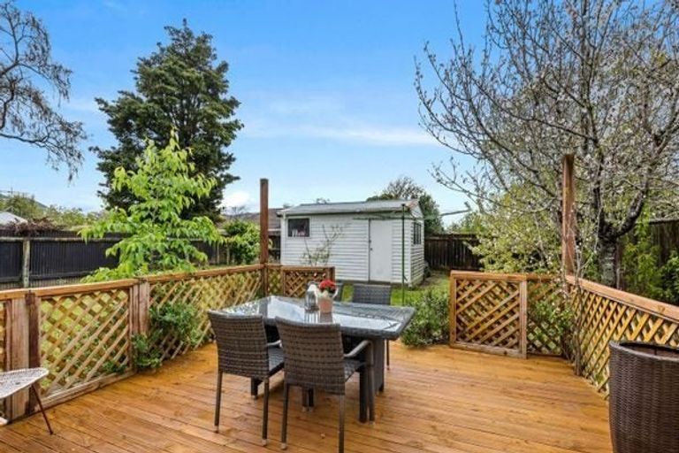 Photo of property in 6 Sandford Street, Trentham, Upper Hutt, 5018