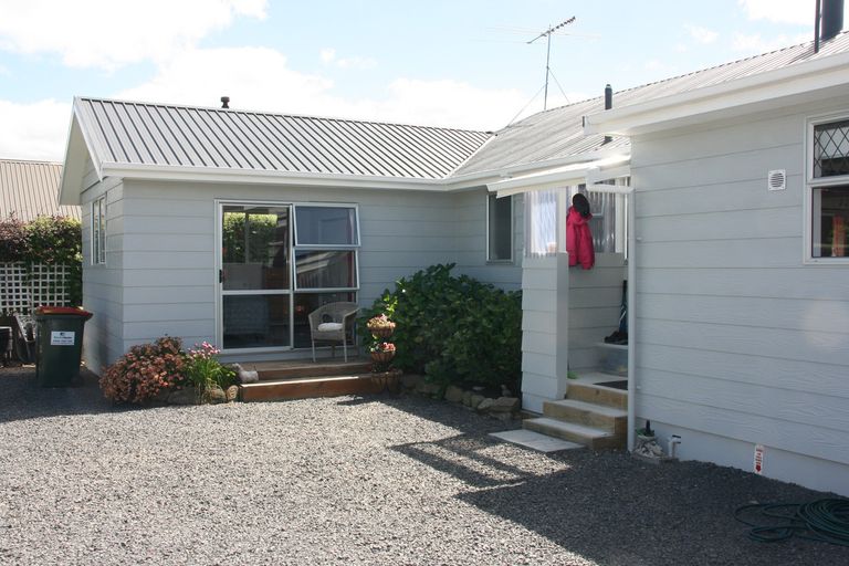 Photo of property in 57 Holyhead Street, Outram, 9019