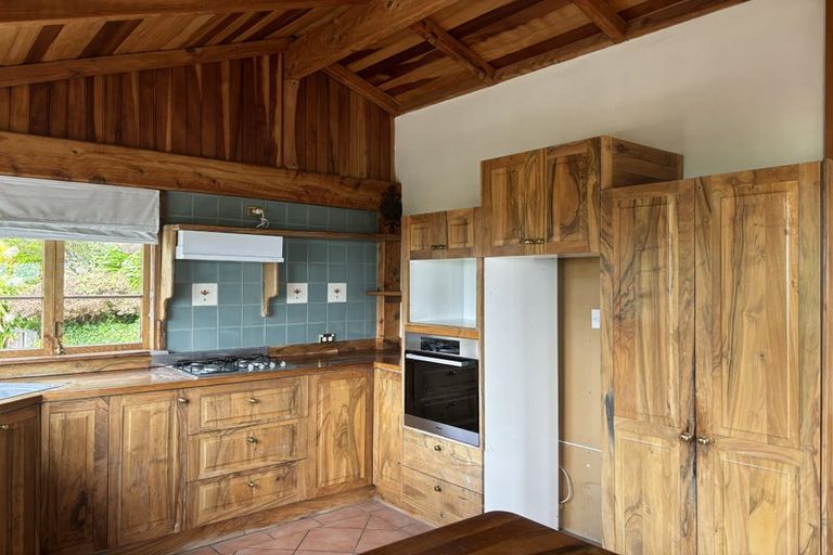 Photo of property in 4 Grenville Terrace, Moana, Nelson, 7011