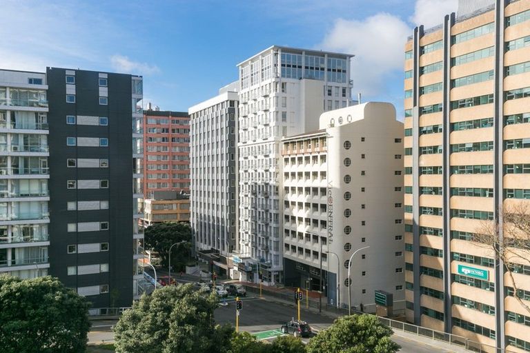 Photo of property in Orange Apartments/victoria Centr, 309/169 The Terrace, Wellington Central, Wellington, 6011