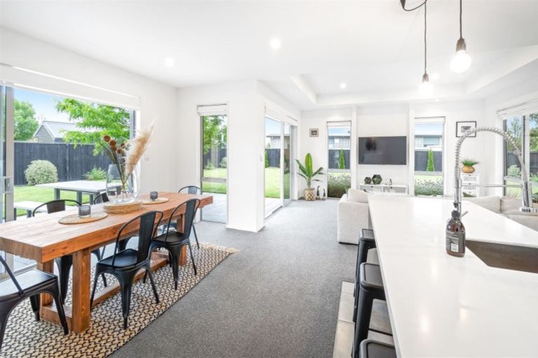 Photo of property in 38 Preston Avenue, West Melton, 7618