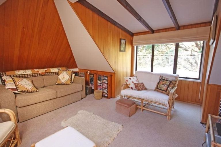 Photo of property in 128 Oratia Place, Onemana, Whangamata, 3691