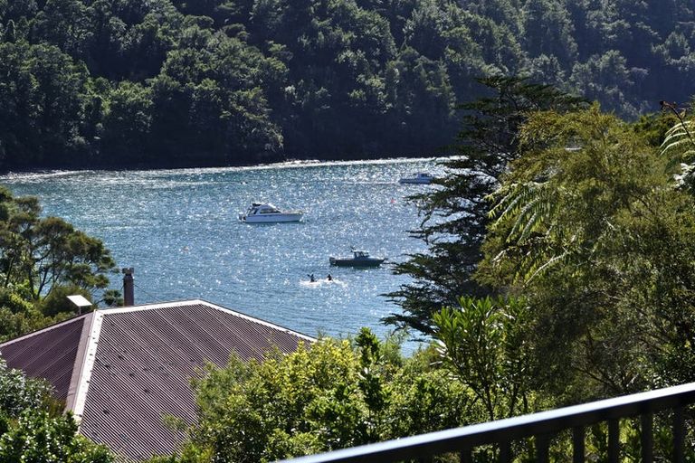 Photo of property in 3203 Archers Road, Tennyson Inlet, 7195