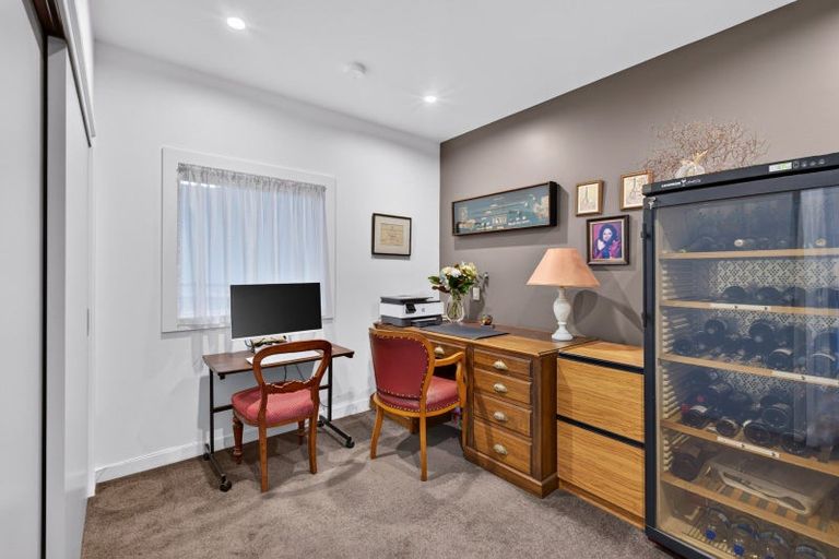 Photo of property in 501d/14 West Quay, Ahuriri, Napier, 4110