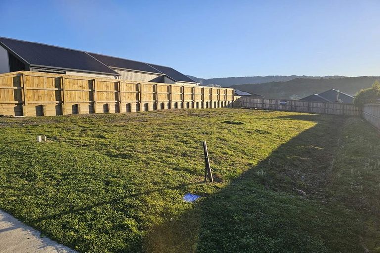 Photo of property in 22 Tui Drive, Picton, 7220