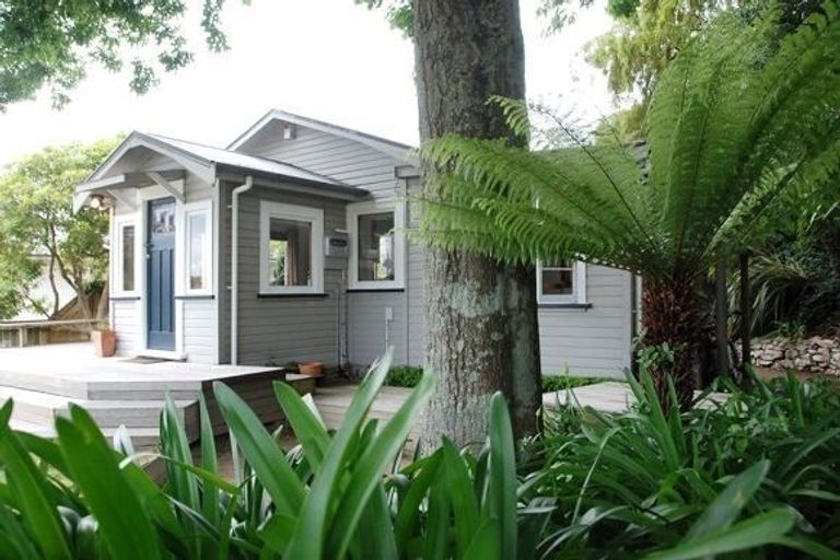 Photo of property in 14 Kurupae Road, Hilltop, Taupo, 3330