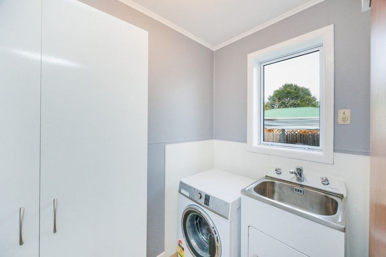 Photo of property in 2 Mcclure Street, Feilding, 4702