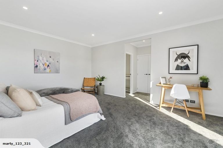 Photo of property in 13 Pacific View, Whitby, Porirua, 5024