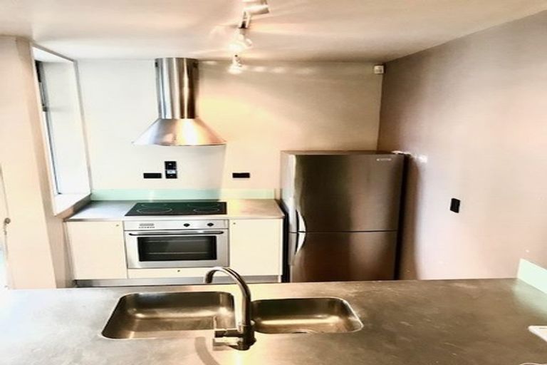 Photo of property in 2g Middle Street, Freemans Bay, Auckland, 1011