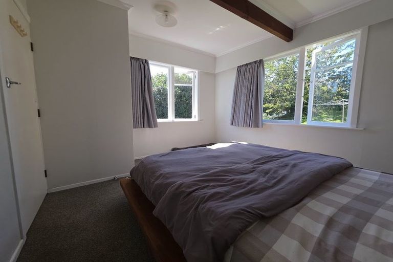 Photo of property in 24 Alexander Road, Raumati Beach, Paraparaumu, 5032