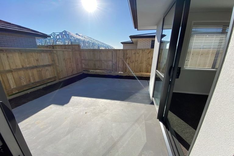 Photo of property in 40 Hills View Drive, Papamoa, 3118