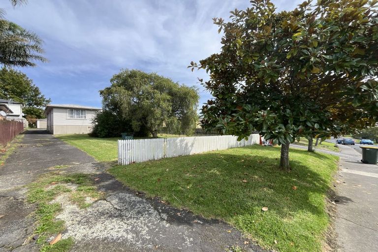 Photo of property in 35 Glenorchy Street, Glen Eden, Auckland, 0602
