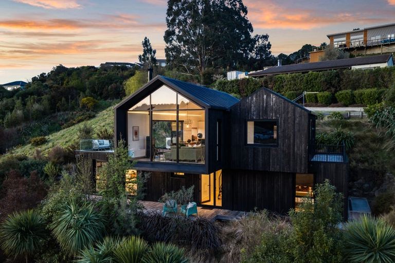 Photo of property in 5 Jahan Lane, Cashmere, Christchurch, 8022