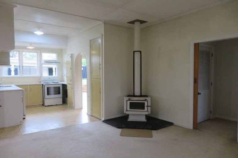 Photo of property in 30a Whitemans Road, Silverstream, Upper Hutt, 5019