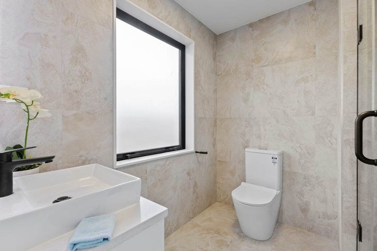 Photo of property in 17 Aituaa Road, Pukekohe, 2120