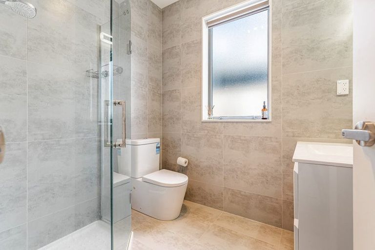 Photo of property in 12 Pinefield Road, Whenuapai, Auckland, 0618