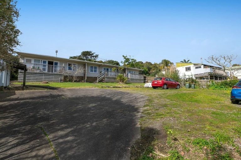 Photo of property in 2 Kaipara Crescent, Helensville, 0800