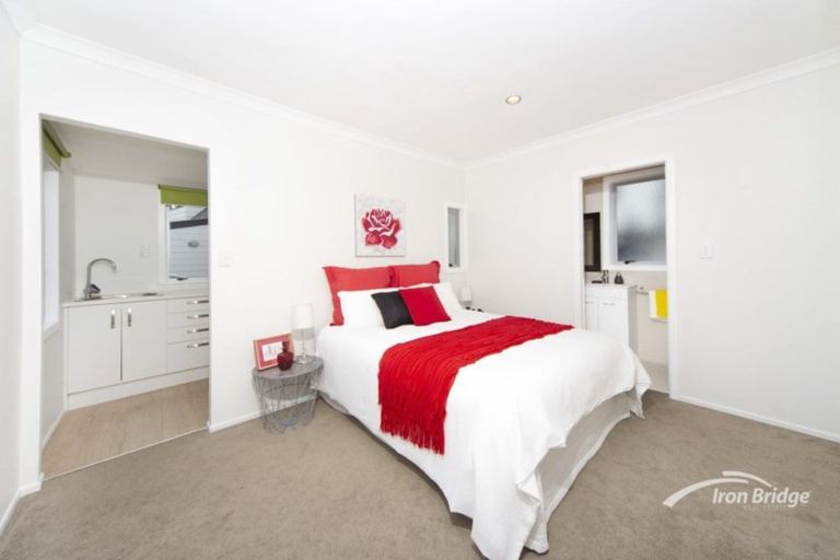 Photo of property in 1/29 Humphrey Kemp Avenue, Henderson, Auckland, 0612