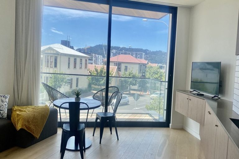 Photo of property in Sunset West, 110/251 Victoria Street, Wellington, 6011