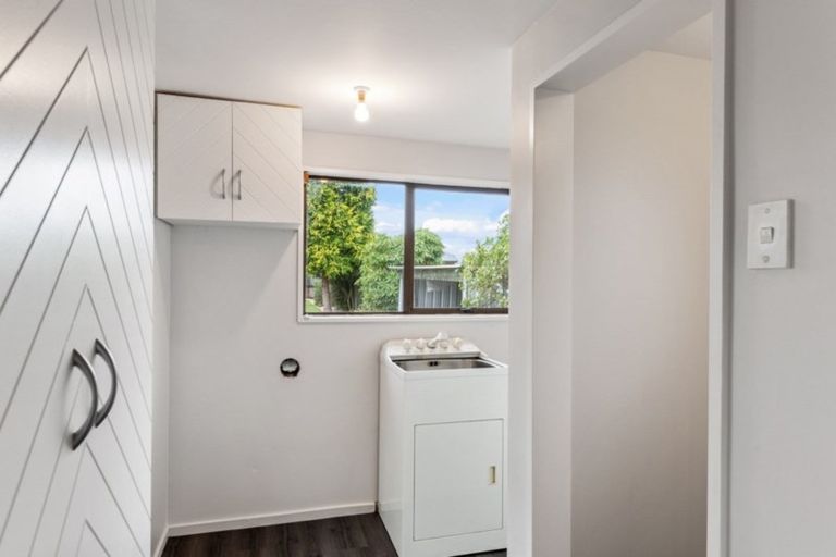 Photo of property in 122 Burwood Road, Burwood, Christchurch, 8083