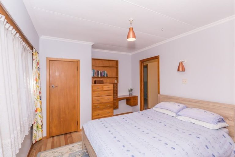 Photo of property in 69 Kirk Street, Otaki, 5512