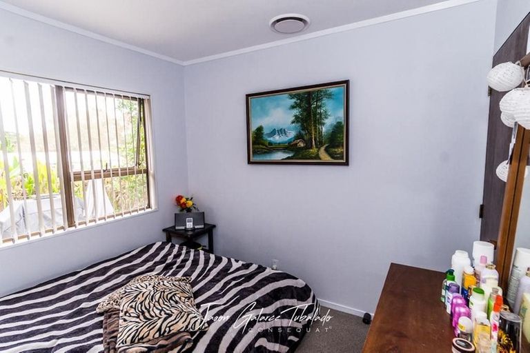 Photo of property in 3/21 Northall Road, New Lynn, Auckland, 0600